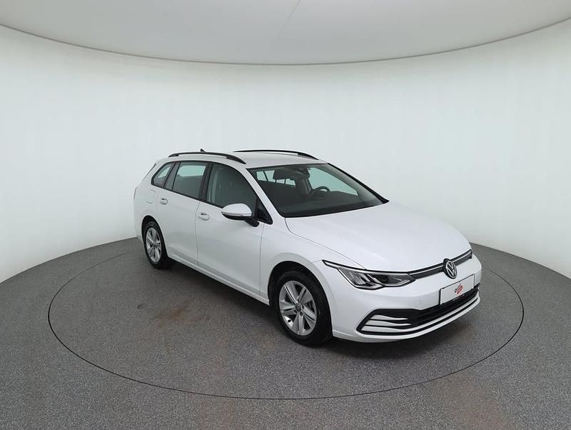 Gebraucht VW Golf VIII Life 116 PS (85 kW) 2024 Weiß Kombi