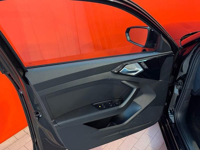 Neu Audi A1 Sportback 95 PS (69 kW) 2026 Schwarz  metallicperleffektno Kleinwagen