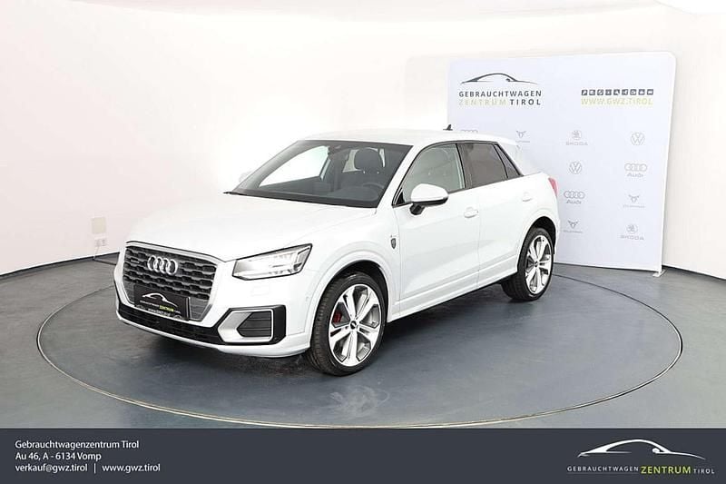 Weiß Gebraucht 2020 Audi Q2 S-Line SUV | € 28.995 - Bild 1/4