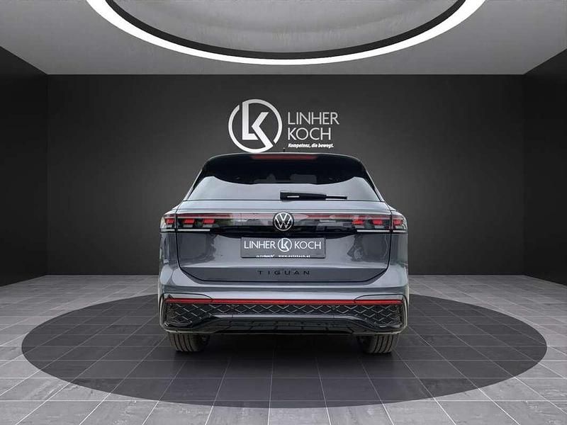 Gebraucht VW Tiguan Sport 193 PS (141 kW) 2025 Grau SUV