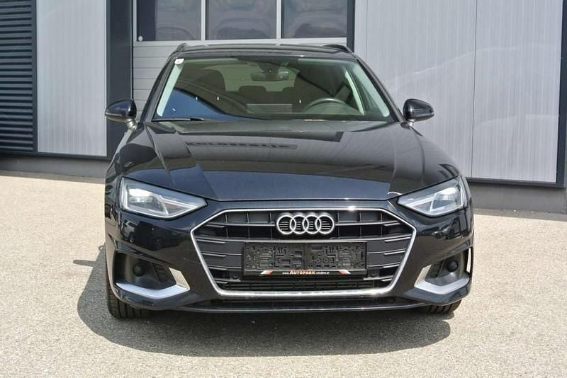 Gebraucht Audi A4 Ambiente 170 PS (125 kW) 2020 Schwarz Kombi