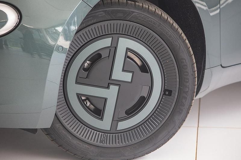 Gebraucht Fiat 500e 86 kW (118 PS) 2025 Schwarz Kleinwagen