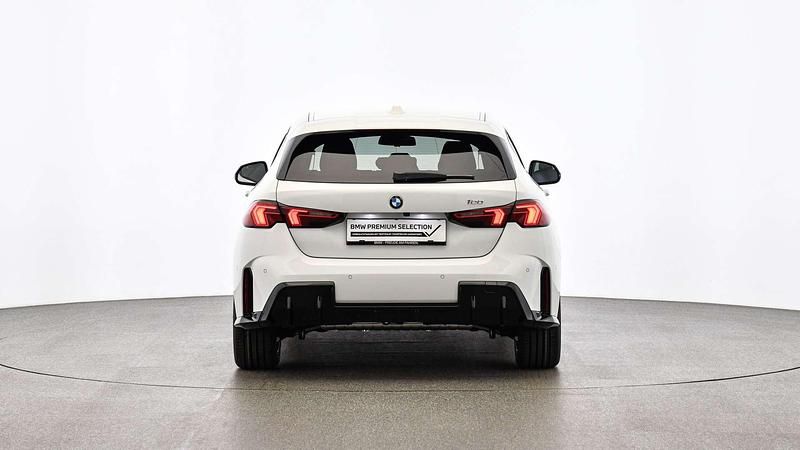 Gebraucht BMW 120 M Sport 155 PS (114 kW) 2025 Weiß Kleinwagen