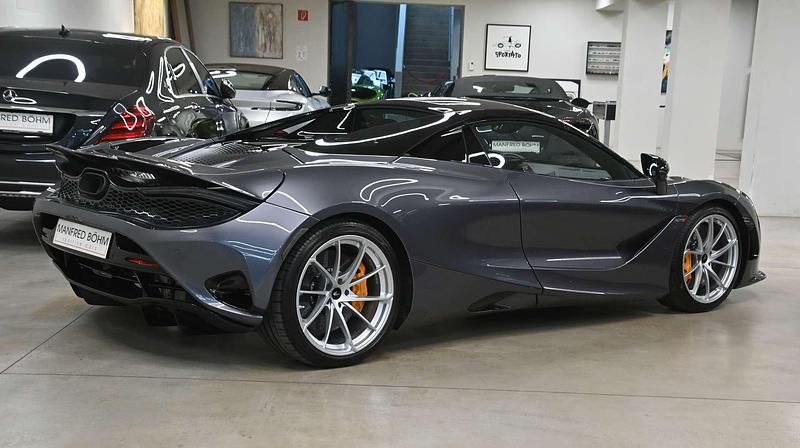 Gebraucht McLaren 750S 751 PS (552 kW) 2024 Grau Cabrio