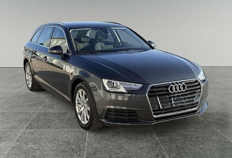 Gebraucht Audi A4 Design 122 PS (89 kW) 2019 Schwarz Kombi