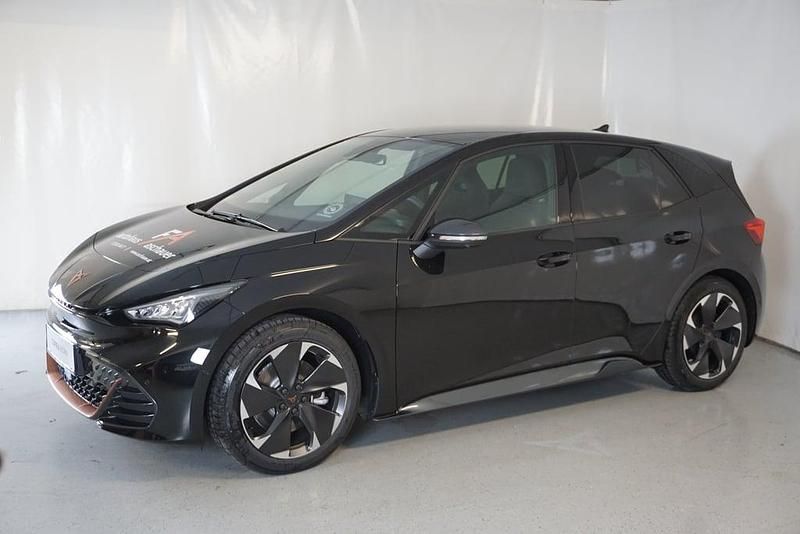 Gebraucht Cupra Born e-Boost 169 kW (231 PS) 2025 Schwarz  metallic Kleinwagen