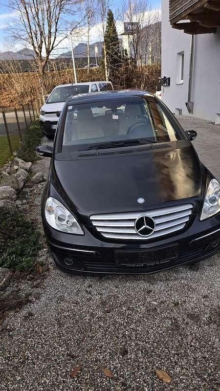 Gebraucht 2006 Mercedes 200 Limousine | € 4.500 - Bild 1/4