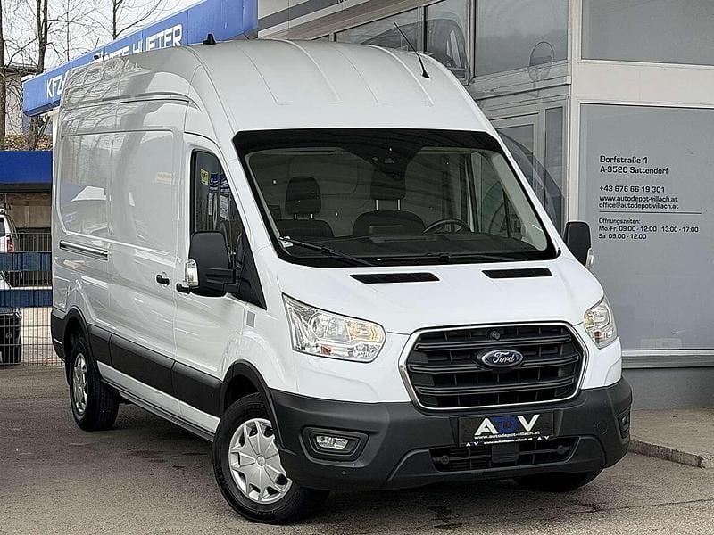 Gebraucht Ford Transit Trend 131 PS (96 kW) 2020 Weiß Van