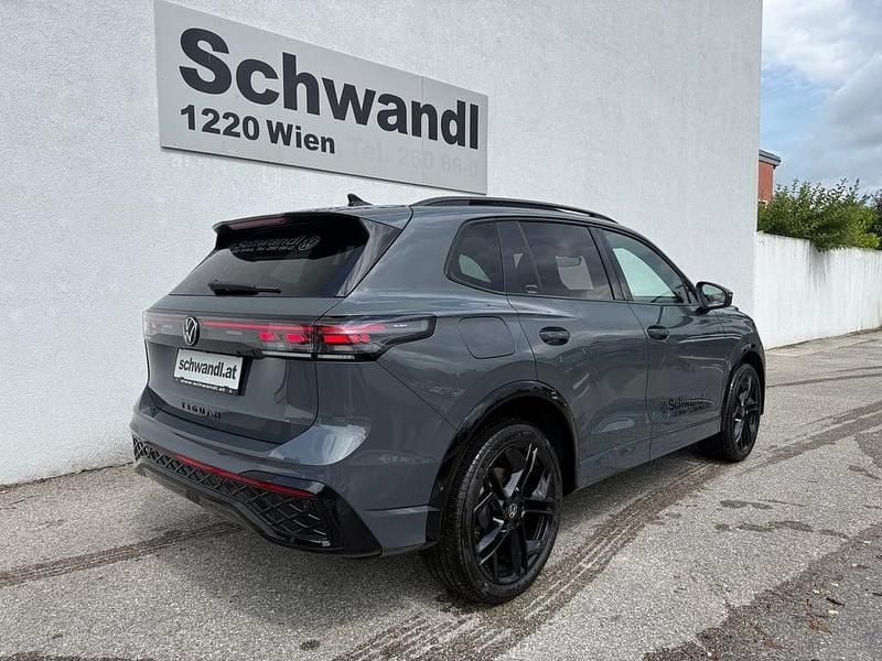 Neu VW Tiguan Sport 204 PS (150 kW) 2025 Mittelgrau  metallic SUV