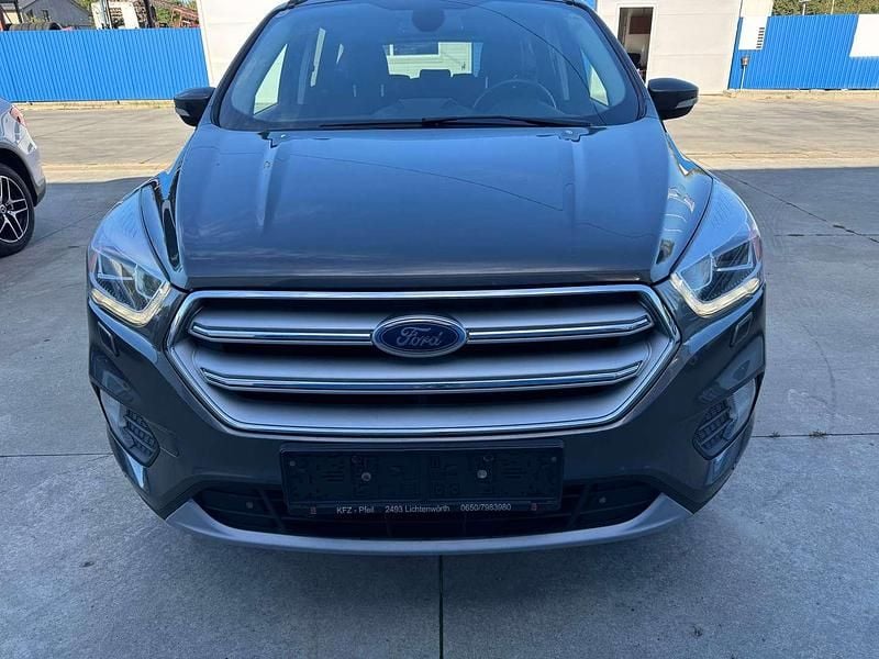 Gebraucht Ford Kuga Titanium 120 PS (88 kW) 2016 SUV