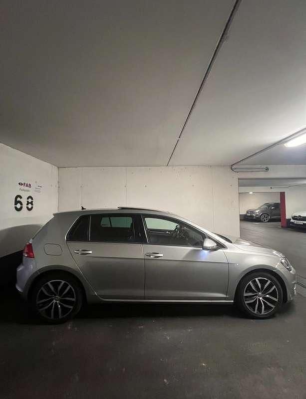 Gebraucht VW Golf VII Comfortline 105 PS (77 kW) 2014 Limousine