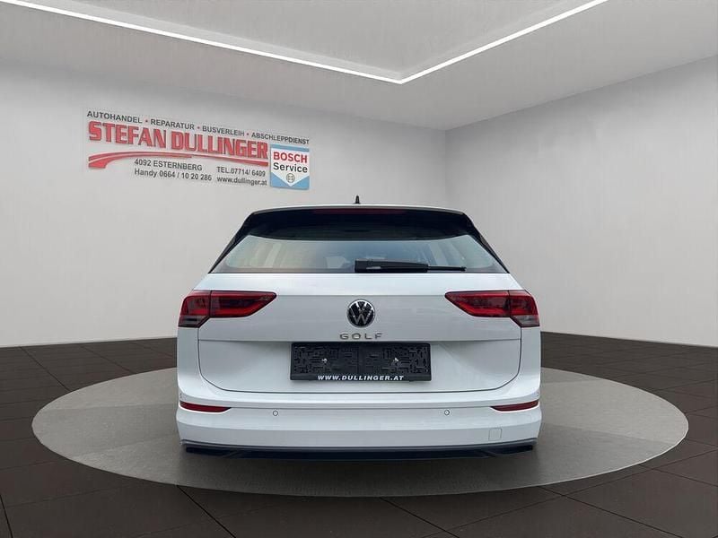 Gebraucht VW Golf VIII Life 116 PS (85 kW) 2022 Kombi