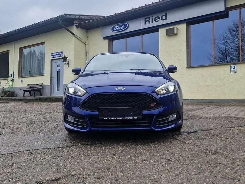 Gebraucht Ford Focus ST 185 PS (136 kW) 2016 Blau Kleinwagen