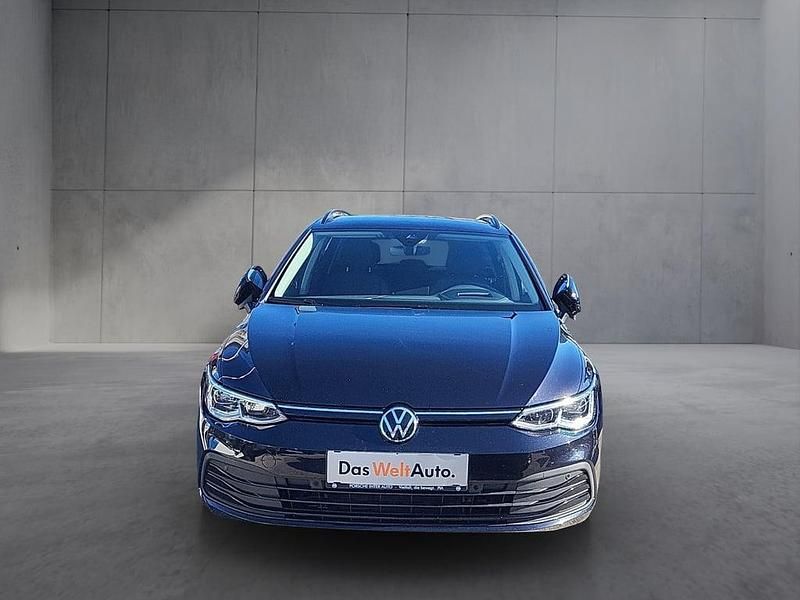 Gebraucht VW Golf VIII Life 116 PS (85 kW) 2022 Schwarz Kombi