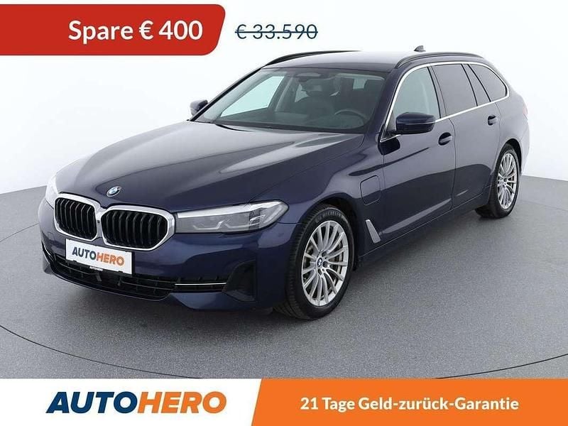 Blau Gebraucht 2022 BMW 530e Kombi | € 33.190 (Superpreis) - Bild 1/3