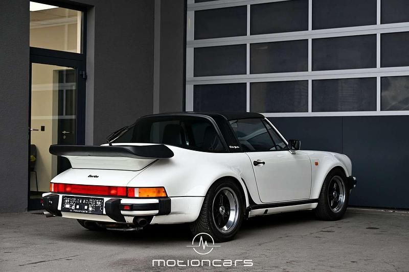 Gebraucht Porsche 911 330 PS (242 kW) 1983 Weiß Cabrio