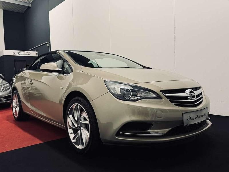 Gebraucht Opel Cascada Edition 120 PS (88 kW) 2015 Beige Cabrio