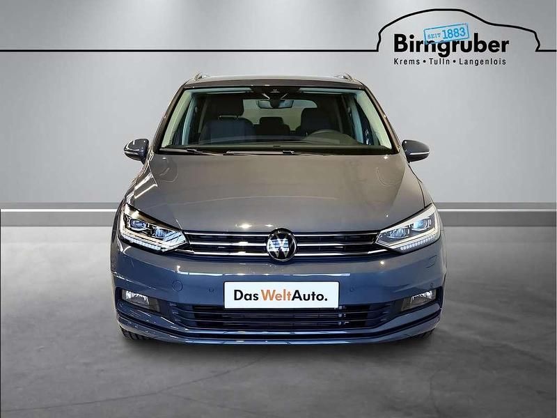 Neu VW Touran 150 PS (110 kW) 2025 Mittelgrau  metallic Van / Kleinbus