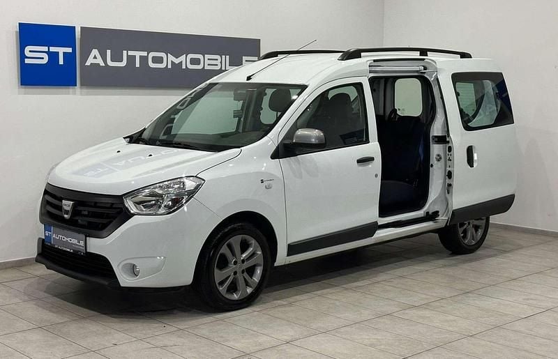 Gebraucht Dacia Dokker Celebration 75 PS (55 kW) 2015 Weiß Van / Kleinbus