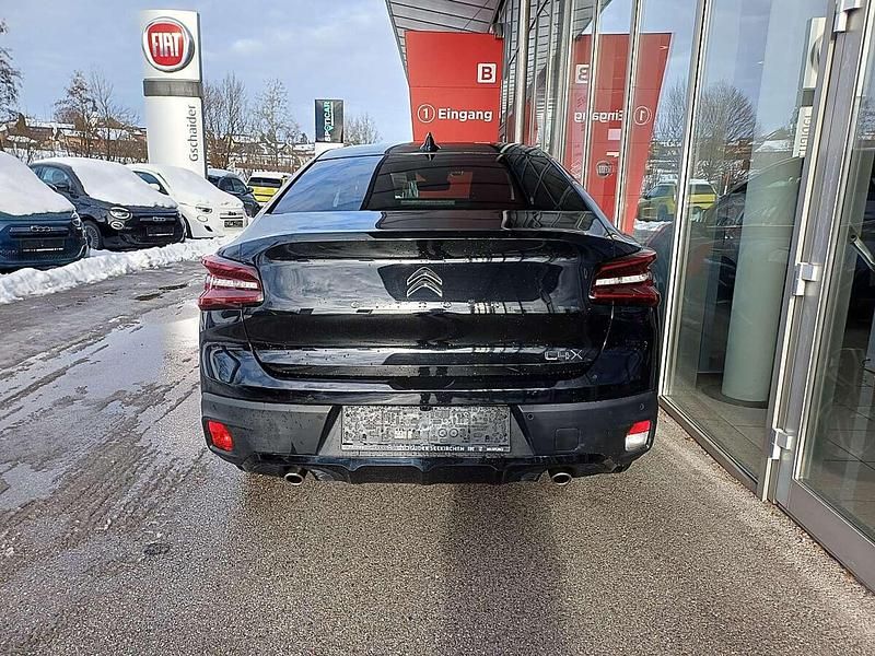 Gebraucht Citroën C4 X PureTech 131 PS (96 kW) 2024 Schwarz SUV