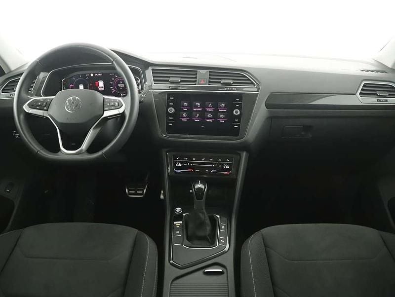 Gebraucht VW Tiguan Elegance 150 PS (110 kW) 2022 Dunkelgrau  normal SUV