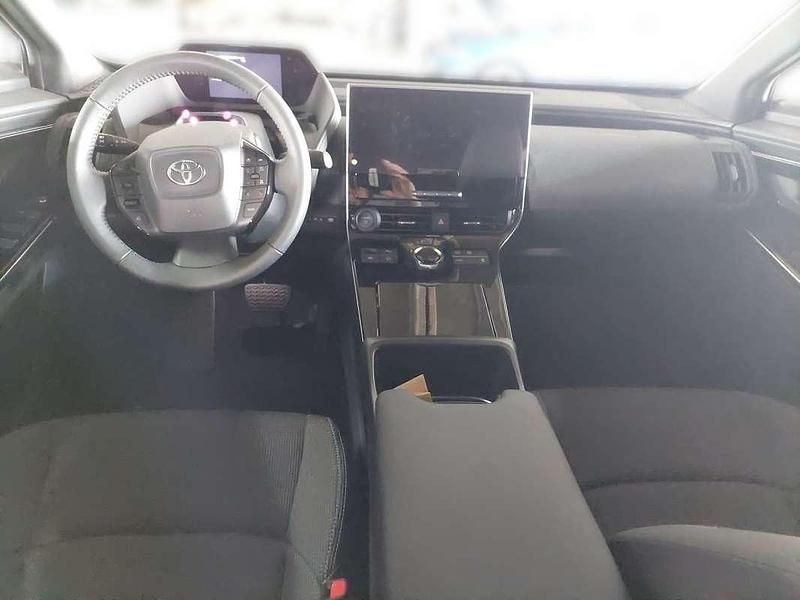 Gebraucht Toyota bZ4X 72 kW (99 PS) 2023 Silber SUV