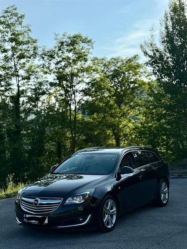 Gebraucht Opel Insignia Sport 163 PS (119 kW) 2014 Kombi