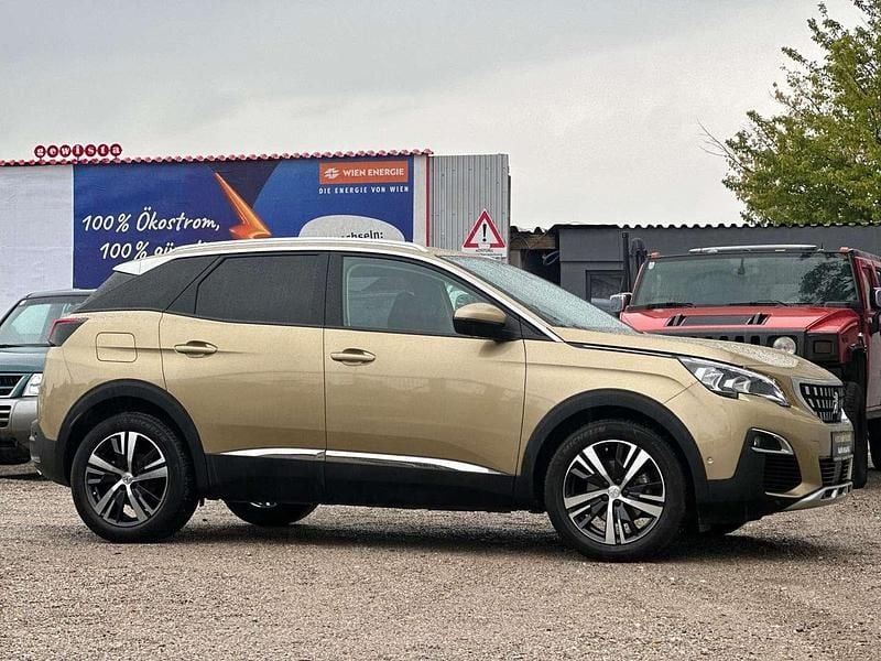 Gold Gebraucht 2017 Peugeot 3008 Allure SUV | € 15.990 (Guter Preis) - Bild 1/4