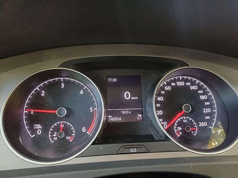 Gebraucht VW Golf VII 90 PS (66 kW) 2015 Rot Limousine