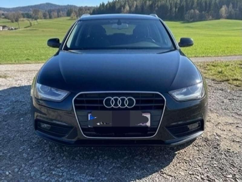 Gebraucht Audi A4 Ambition 143 PS (105 kW) 2012 Schwarz Kombi