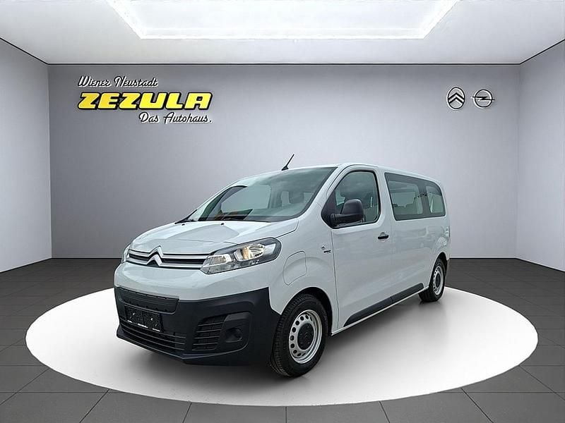 Weiß Gebraucht 2023 Citroën e-Jumpy Van / Kleinbus | € 27.990 - Bild 1/4