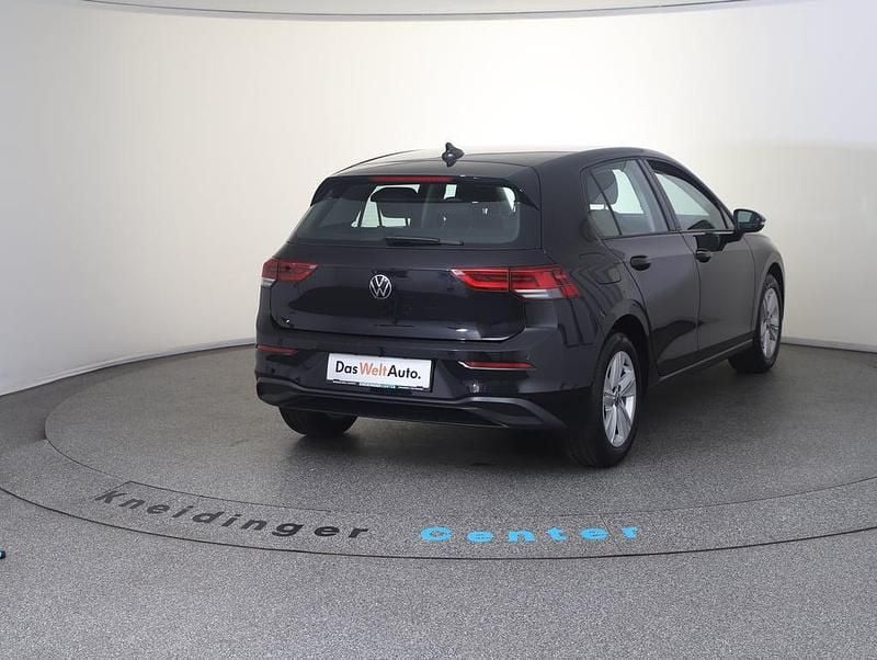 Gebraucht VW Golf VIII Life 116 PS (85 kW) 2022 Schwarz  metallic Limousine