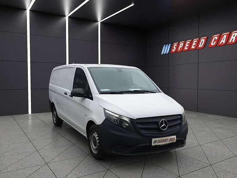 Gebraucht Mercedes Vito 88 PS (64 kW) 2019 Weiß Van