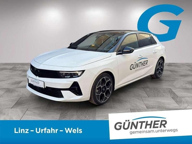 Weiß Gebraucht 2025 Opel Astra Limousine | € 29.989 - Bild 1/4