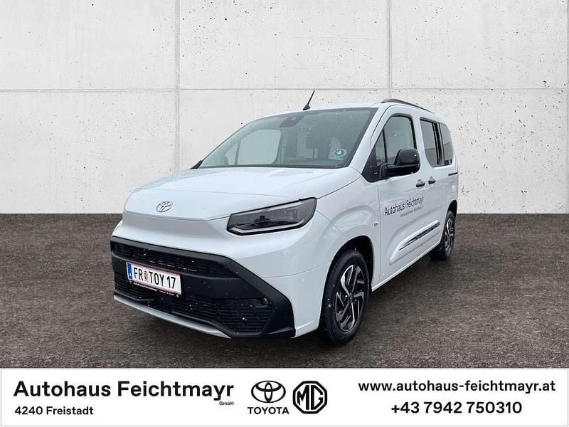 Weiß Gebraucht 2025 Toyota Proace Verso City Kombi | € 35.990 (Guter Preis) - Bild 1/4