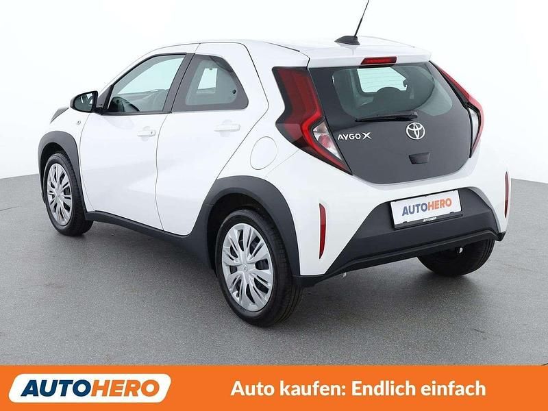 Gebraucht Toyota Aygo X Play 72 PS (52 kW) 2025 Weiß SUV