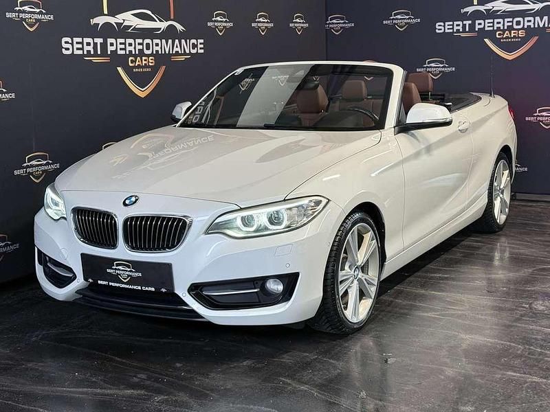 Gebraucht BMW 230 Sport Line 252 PS (185 kW) 2016 Weiß Cabrio
