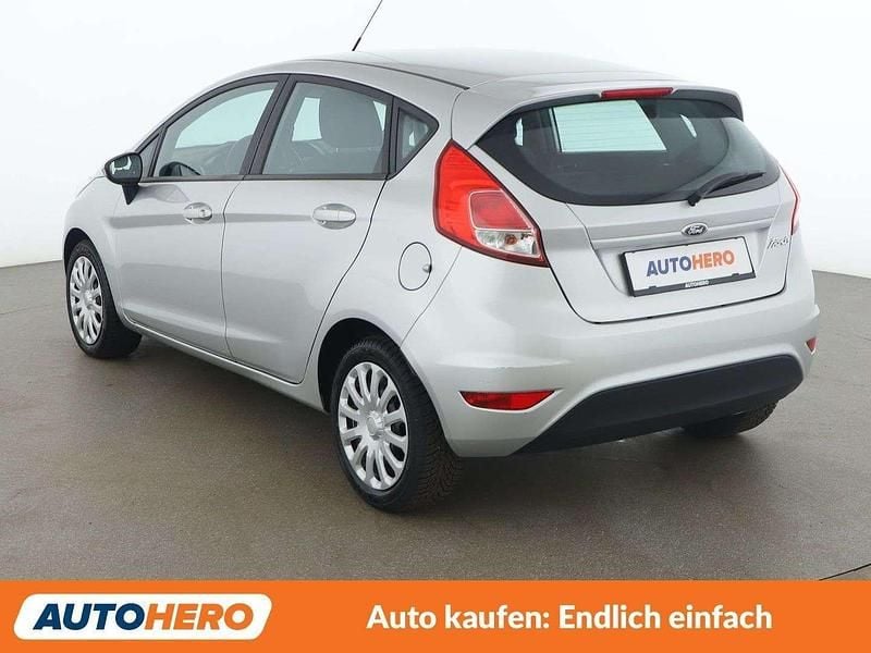Gebraucht Ford Fiesta Trend 75 PS (55 kW) 2016 Grau Kleinwagen