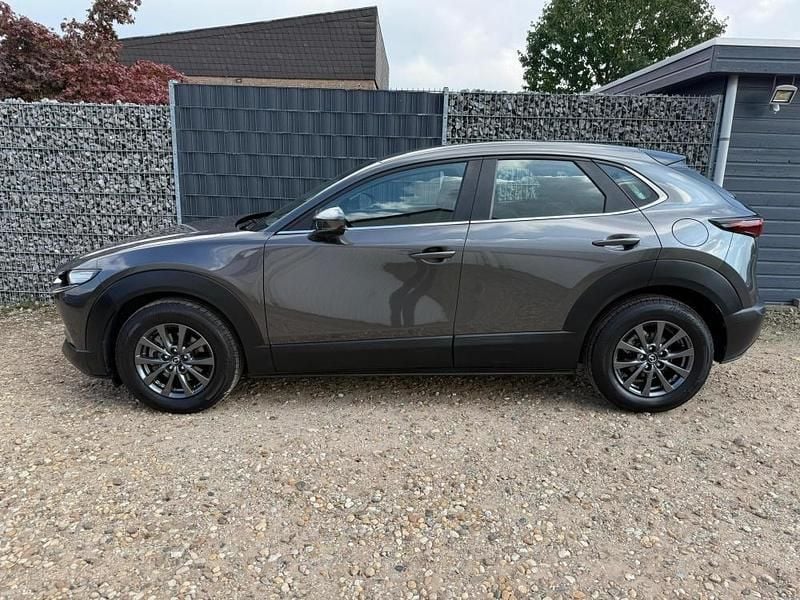 Grau Gebraucht 2020 Mazda CX-30 SUV | € 25.804 (Teuer) - Bild 1/4