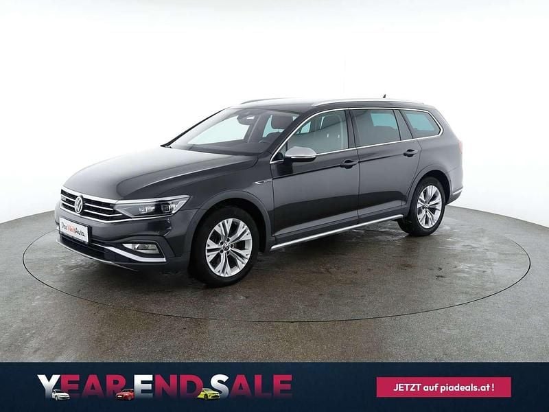 Dunkelgrau metallic Gebraucht 2020 VW Passat Alltrack Kombi | € 27.750 (Fairer Preis) - Bild 1/4