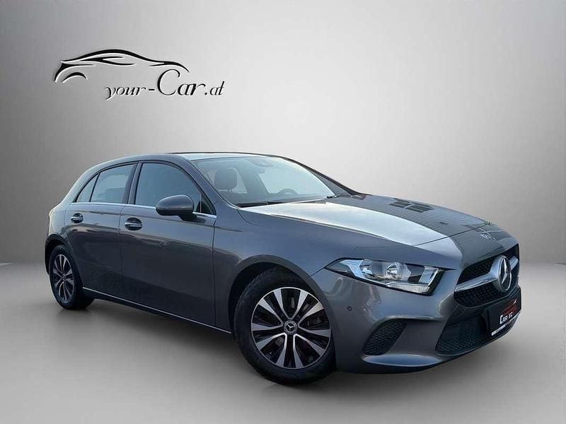 Gebraucht Mercedes A160 109 PS (80 kW) 2019 Grau Kleinwagen