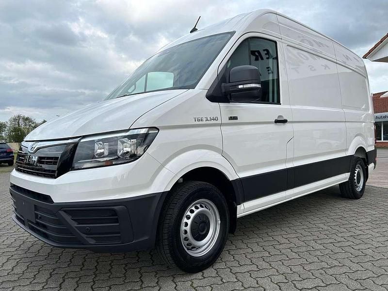 Gebraucht MAN TGE 140 PS (102 kW) 2024 Weiß Van