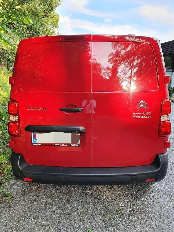Gebraucht Citroën Jumpy Comfort 128 PS (94 kW) 2017 Rot Van / Kleinbus