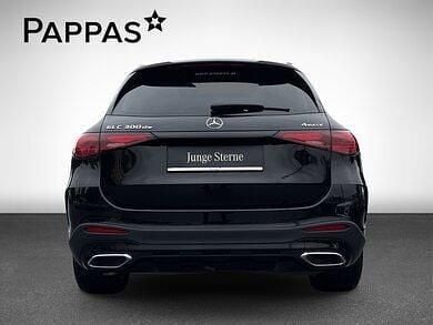 Gebraucht Mercedes GLC300e Night 333 PS (244 kW) 2024 Obsidianschwarz metallic SUV