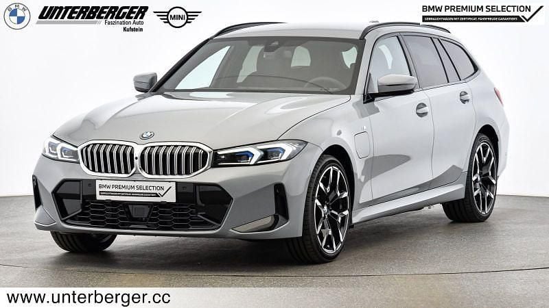 Gebraucht 2025 BMW 330 Comfort Edition Kombi | € 56.900 (Teuer) - Bild 1/4