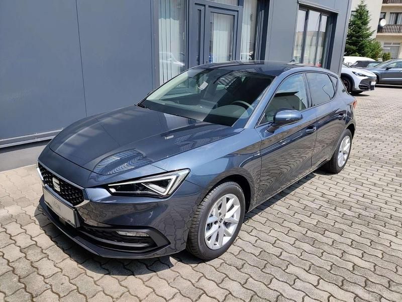 Neu Seat Leon Style 116 PS (85 kW) 2025 Grau Limousine