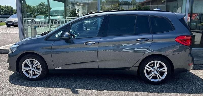 Gebraucht BMW 218 Gran Tourer Sport Line 150 PS (110 kW) 2019 Grau Van / Kleinbus
