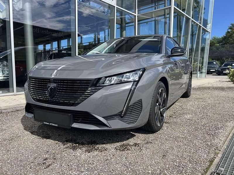 Neu Peugeot 308 Allure 131 PS (96 kW) 2025 Grau Limousine