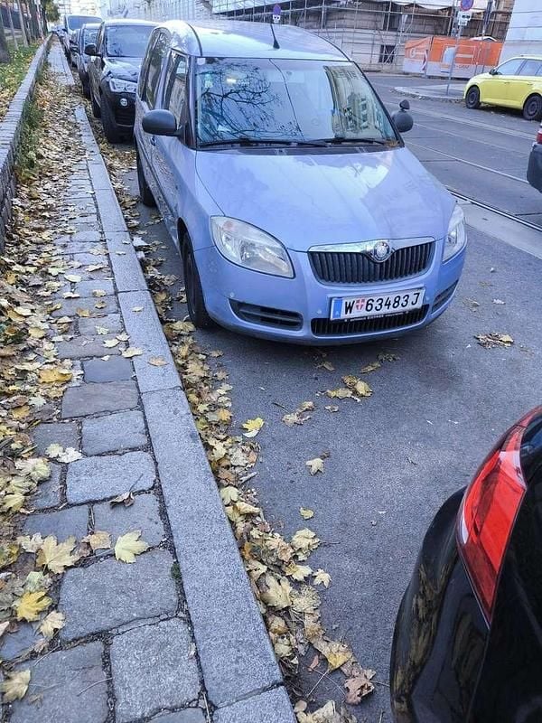 Gebraucht 2007 Skoda Roomster Van / Kleinbus | € 1.600 - Bild 1/4