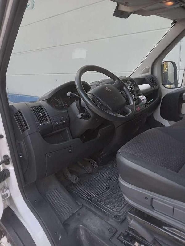 Gebraucht Peugeot Boxer S 163 PS (119 kW) 2019 Weiß Van